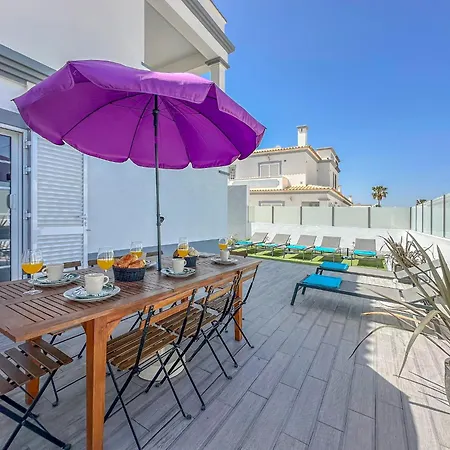 Luxury Walking Distance Galé *