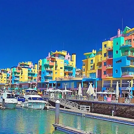 Luxury Walking Distance Gale Villa Albufeira